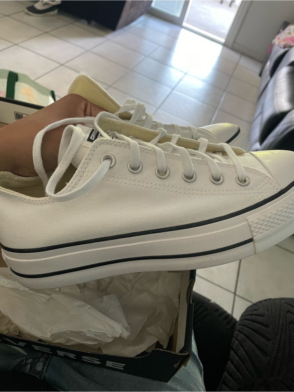 Converse White Low Top Chuck Taylor Sneakers - Picture 2 of 5